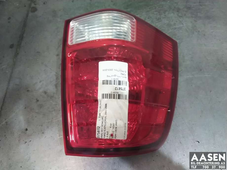 Baklykt venstre til Ford Expedition 2003-2006