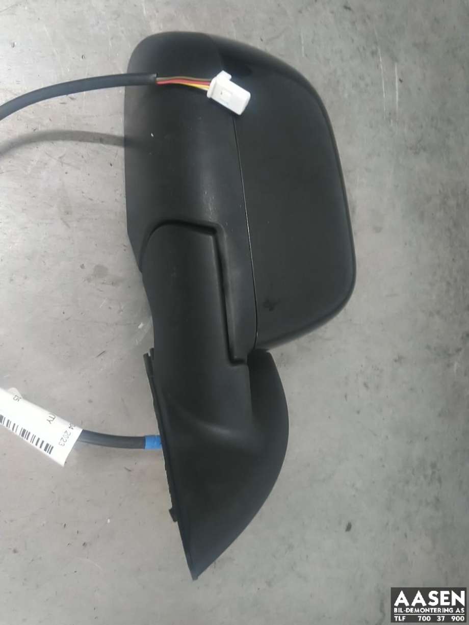 Speil høyre til Nissan Leaf, 2011-2017 (Type I)  (963013NL0A)