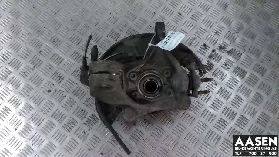 Hjulspindel høyre foran til VW Passat, 2011-2015 (B7) (B7) (3C0 407 254 F)