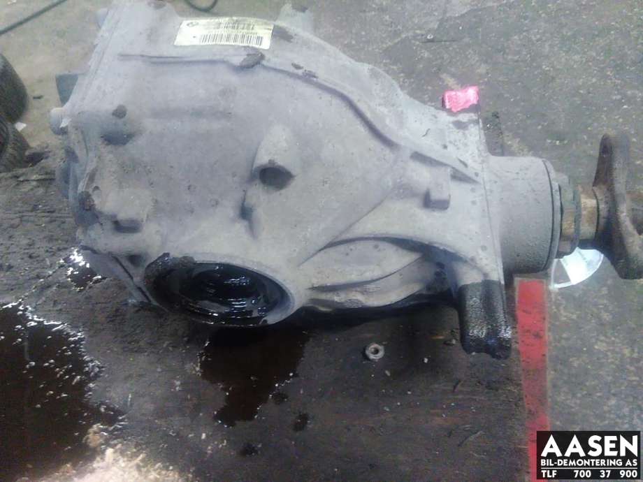 Kardang klokke bak til BMW 5-Serie 2010-2017 (F10/F11) (F10/F11) (33 10 7 630 816|33 10 7 630 817|)