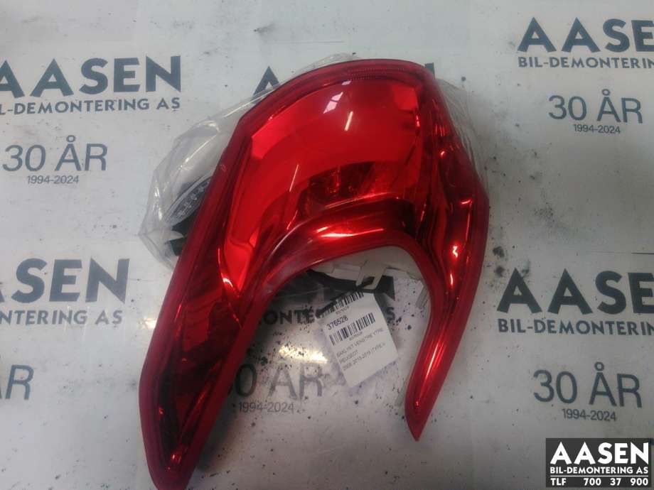 Baklykt venstre ytre til Peugeot 2008, 2013-2019 (Type I) (96 780 742 80)