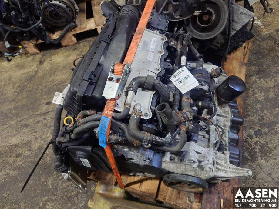 Motor bensin til VW Golf VII 2012-2017 (Fase 1)  (CUK|04E 100 099 A|04E 100 099 AX|)