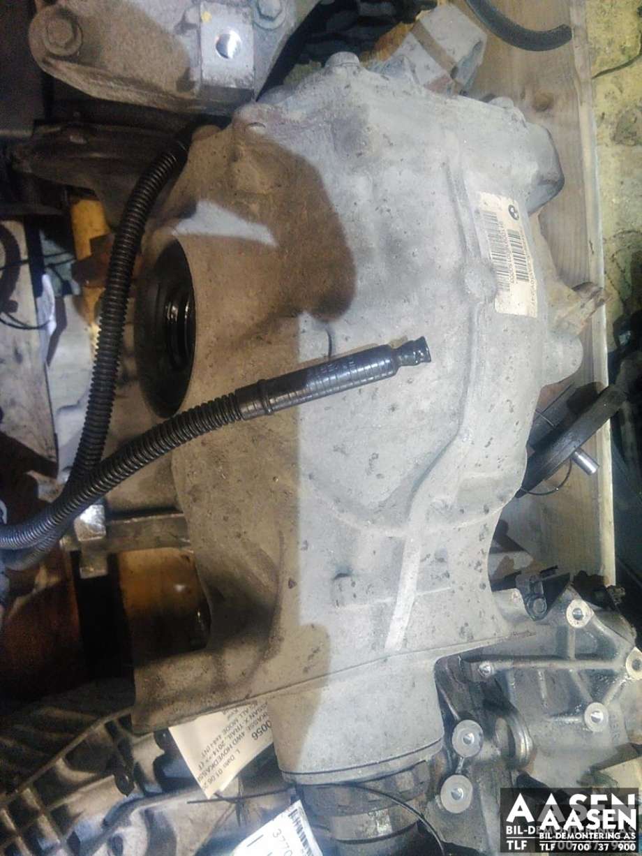 Kardang klokke bak til BMW 5-Serie 2010-2017 (F10/F11) (F10/F11) (33 10 7 584 457|)