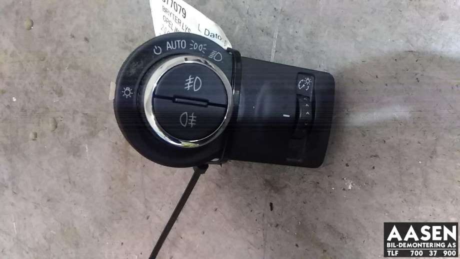 Bryter lys til Opel Insignia A 2014-2017 (22901659|)