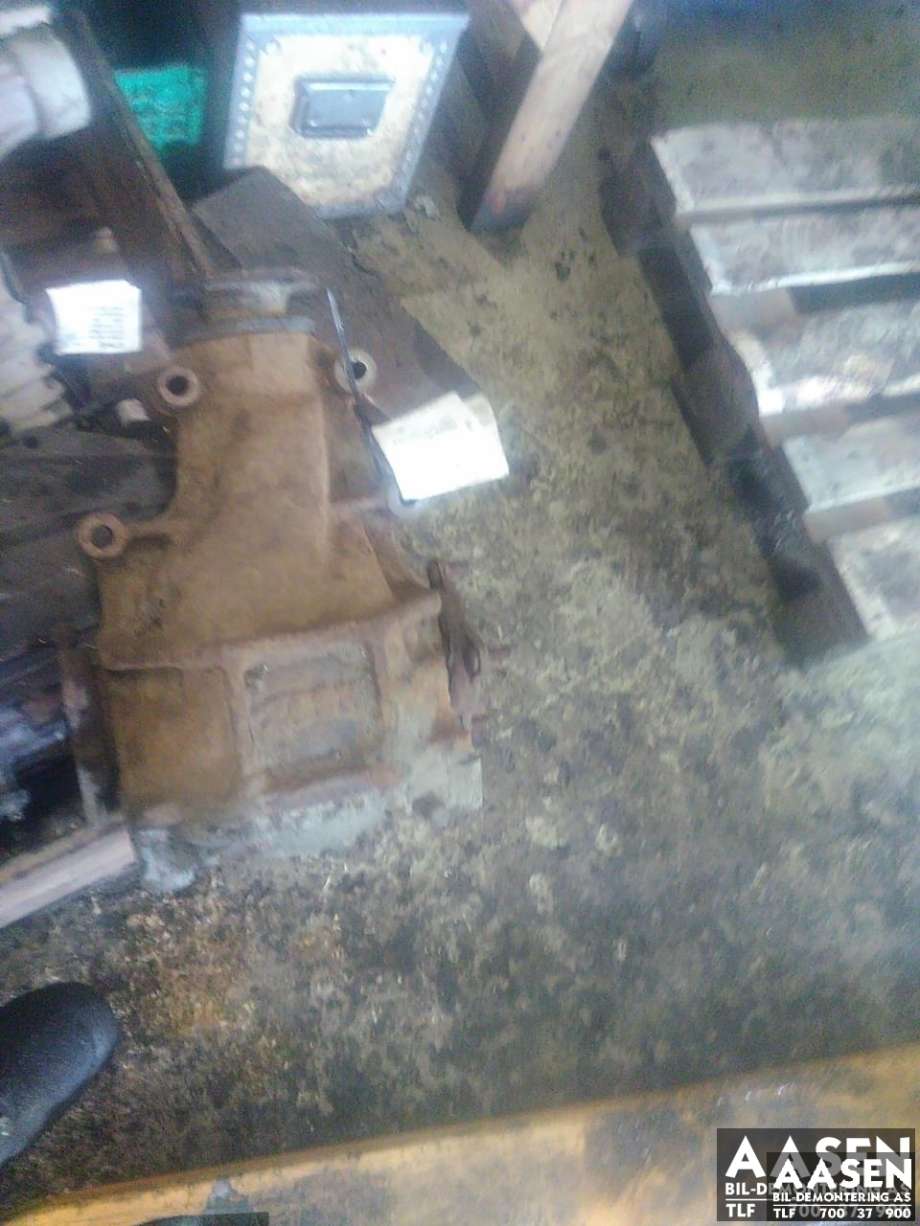 Kardang klokke bak til Toyota Hiace, 2007-2012 (Fase 3)  (41110-26590)