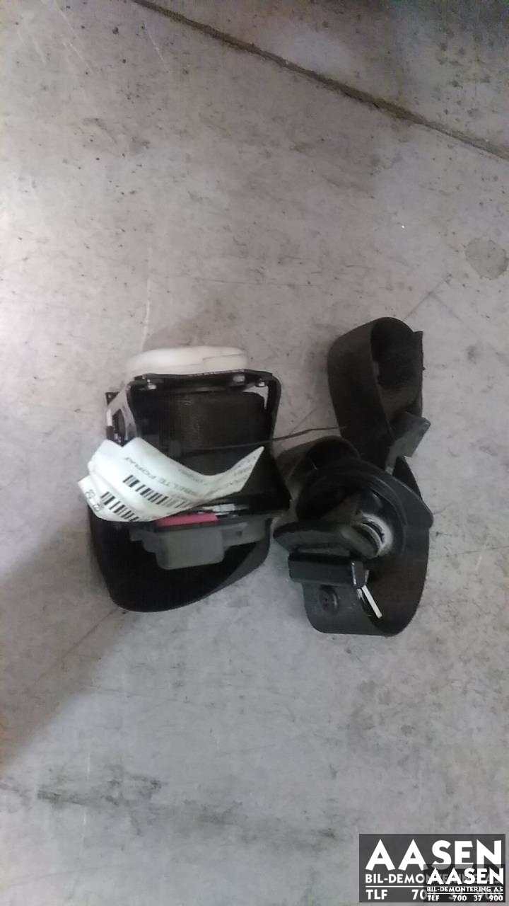 Sikkerhetsbelte foran venstre til BMW X3, 2010-2017 (F25) (F25) (72 11 7 258 431)