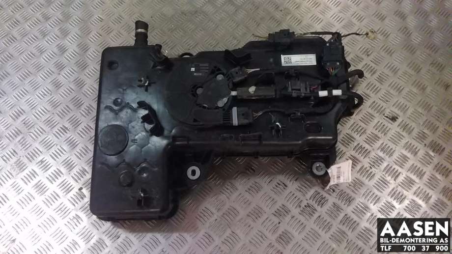 AdBlue tank til VW Transporter / Caravelle, 2015-2019 (T6) (T6) (7E0 131 877 H)