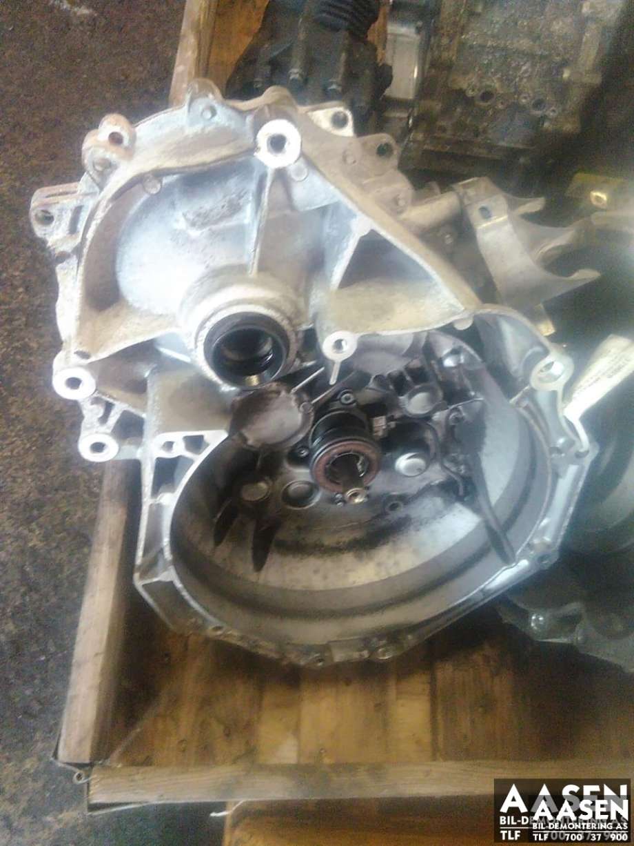 Girkasse manuell 6-trinn til Opel Corsa E 2015-2019  (55489874|55493088|)