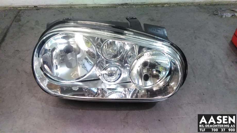 Frontlykt høyre halogen til VW Golf IV, 1998-2003  (1J1 941 018 B)