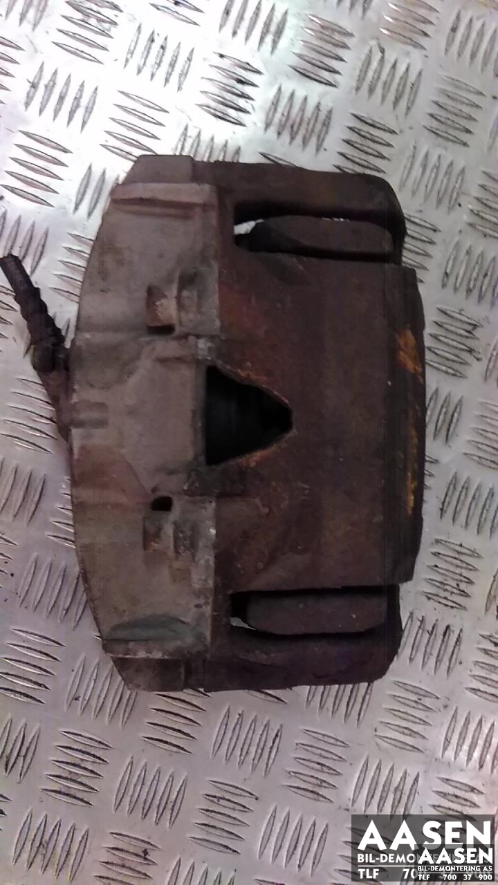 Bremsecaliper venstre foran til Volvo V70, 2007-2013 (Type III, Fase 1)  (36000151)