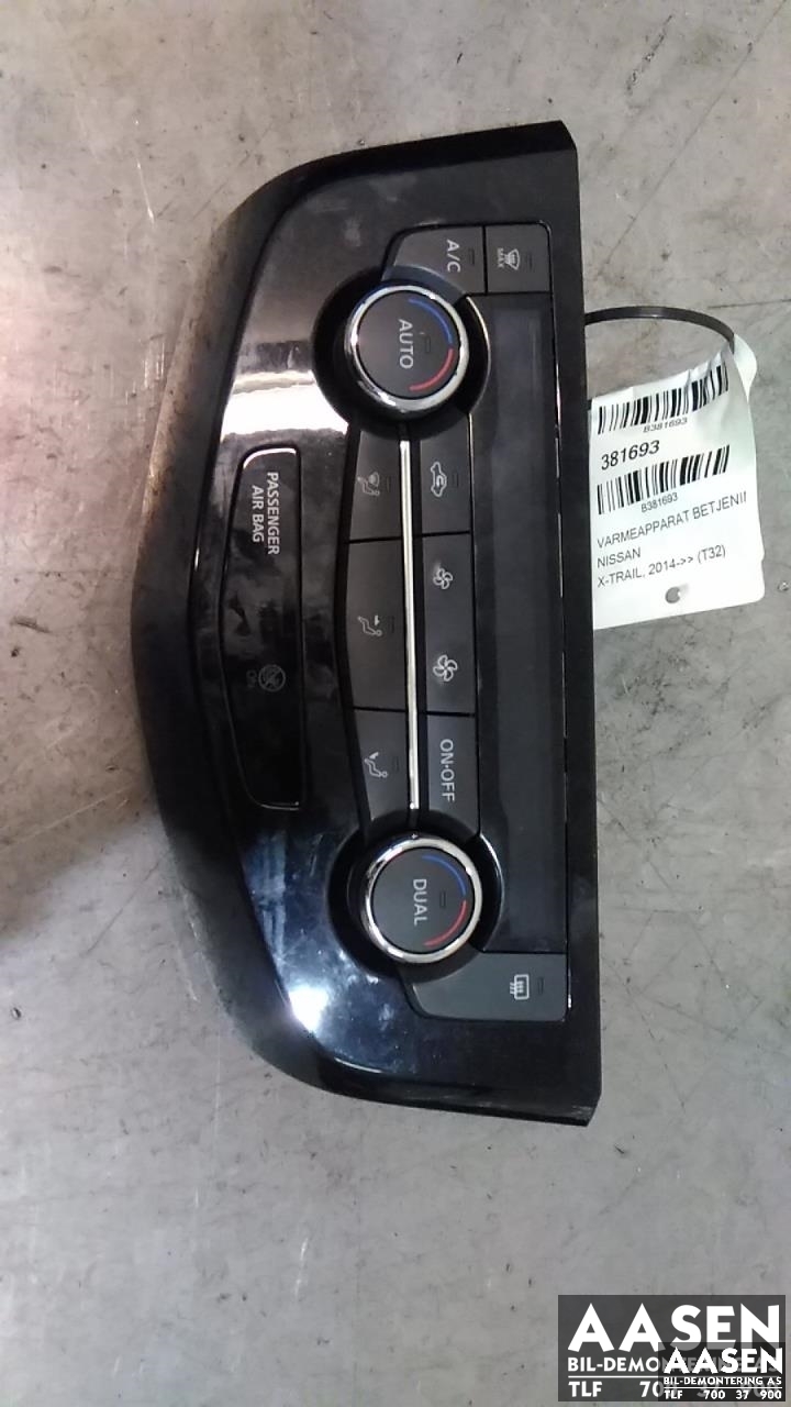 Varmeapparat betjening til Nissan X-Trail, 2014-2022 (T32) (T32) (275004EA0A)