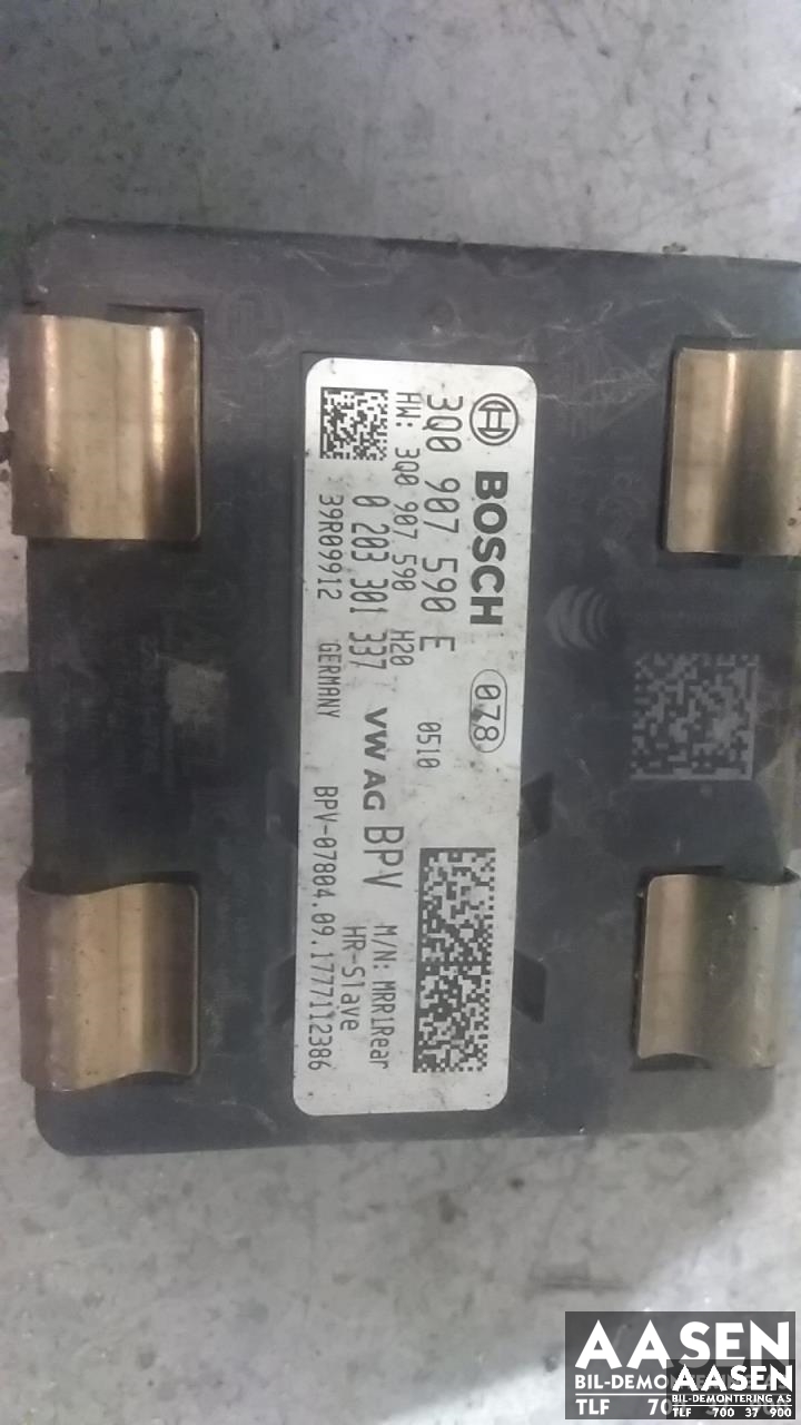 Sensor blindsone til VW Passat 2015-2019 (Fase 1) (B8) (B8) (BOSCH|3Q0907590E|)