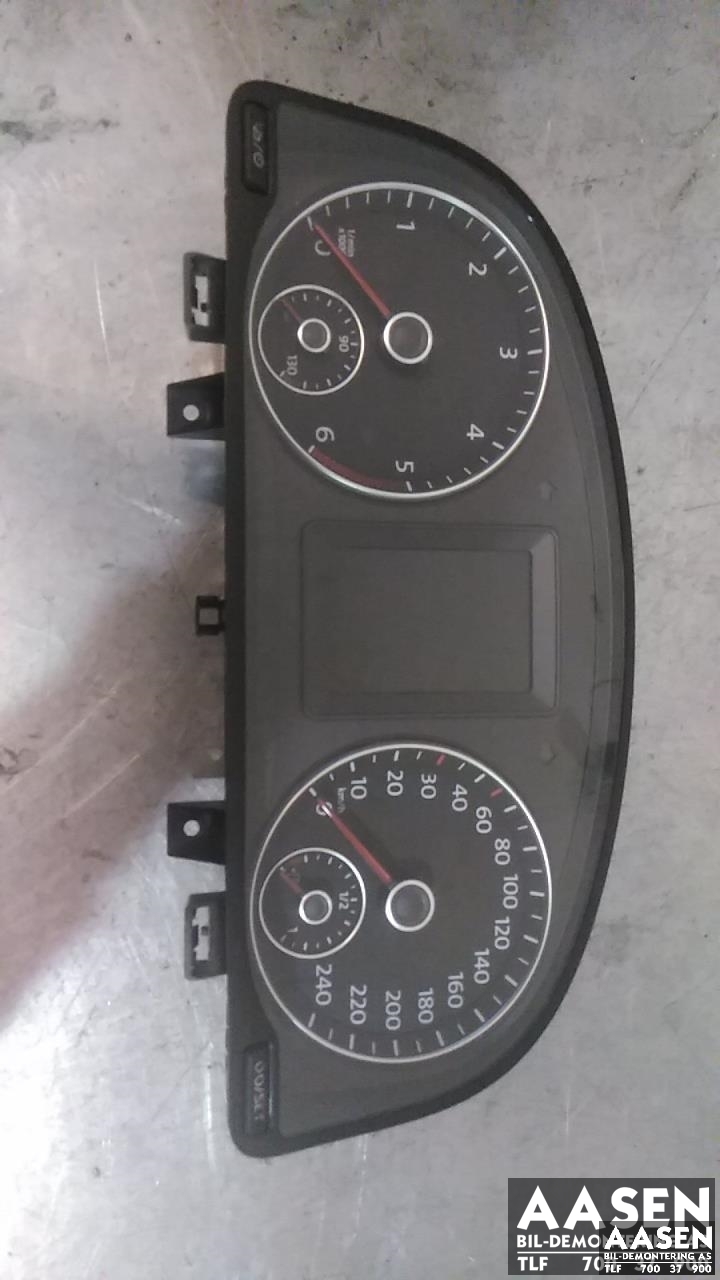 Instrumentpanel til VW Caddy 2010-2015 (Type III, Fase 2) (2K0 920 865 J|2K0 920 865 JX|)