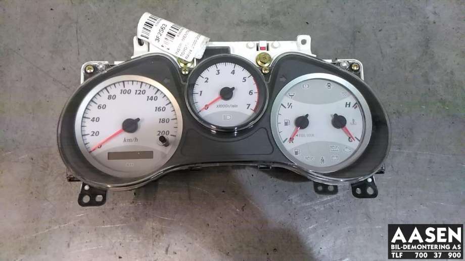 Instrumentpanel til Toyota RAV4, 2000-2006 (Type II) (83800-42A60)