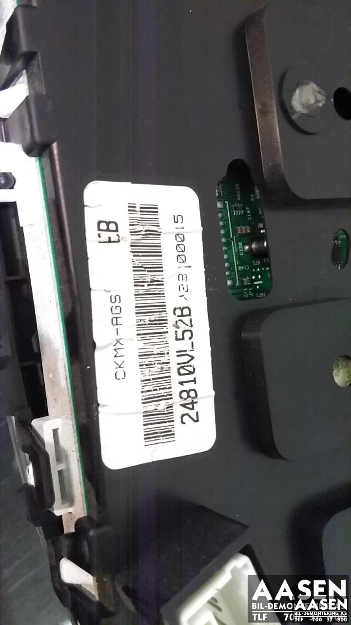 Instrumentpanel til Nissan King Cab 2002-2011 (Fase 2) (D22/NP300) (D22/NP300) (24810VL52B|24820VL52B|)