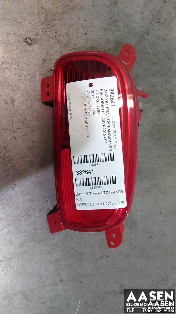 Baklykt fra støtfanger venstre til Kia Sorento, 2011-2015 Type II  (92405 2P840)
