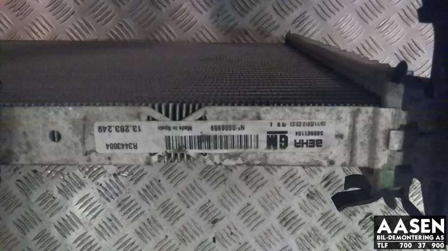 Radiator (manuell gir) til Opel Meriva B 2010-2017  (BEHR|13283249|)