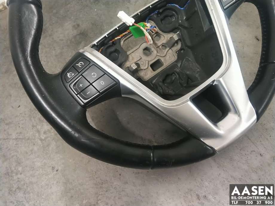 Ratt til Volvo V40 2012-2019