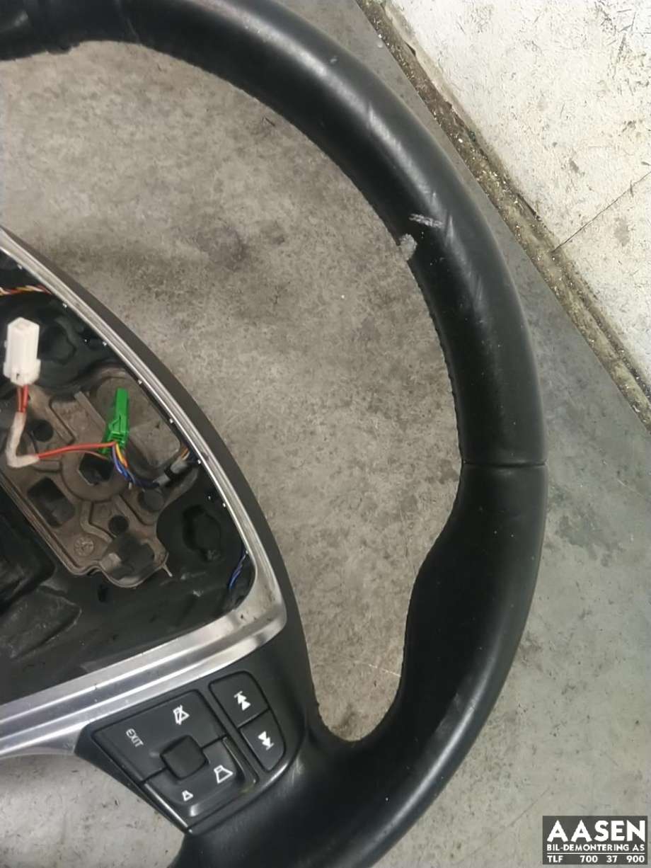 Ratt til Volvo V40 2012-2019