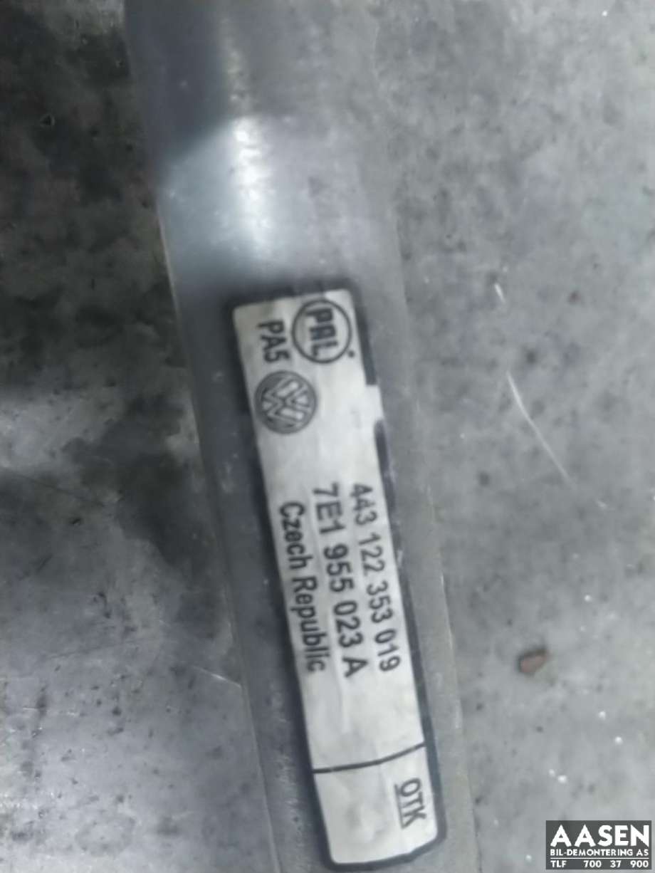 Viskermotor frontrute komplett m/overføring til VW Transporter / Caravelle 2009-2015 (Fase 2) (T5) (T5) (7E1 955 113 B|7E1 955 113 D|)