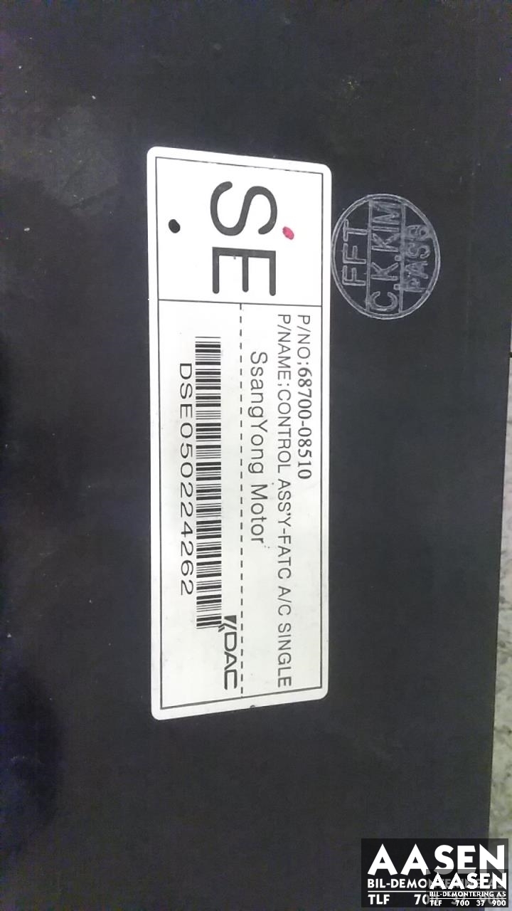 Varmeapparat betjening til SsangYong Rexton 2004-2006 (Fase 2) (Y200) (Y200) (68700-08510|)