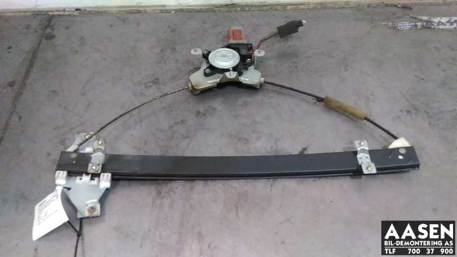 Ruteheis høyre foran til SsangYong Rexton 2004-2006 (Fase 2) (Y200) (Y200) (88100-08011|)