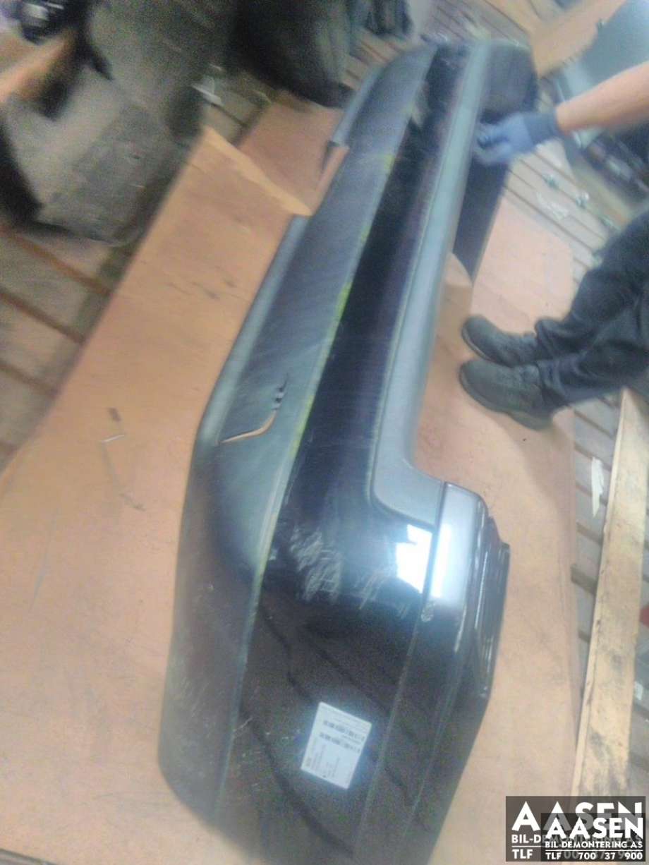 Støtfanger bak til Volvo V70 2000-2004 (Type II, Fase 1)  