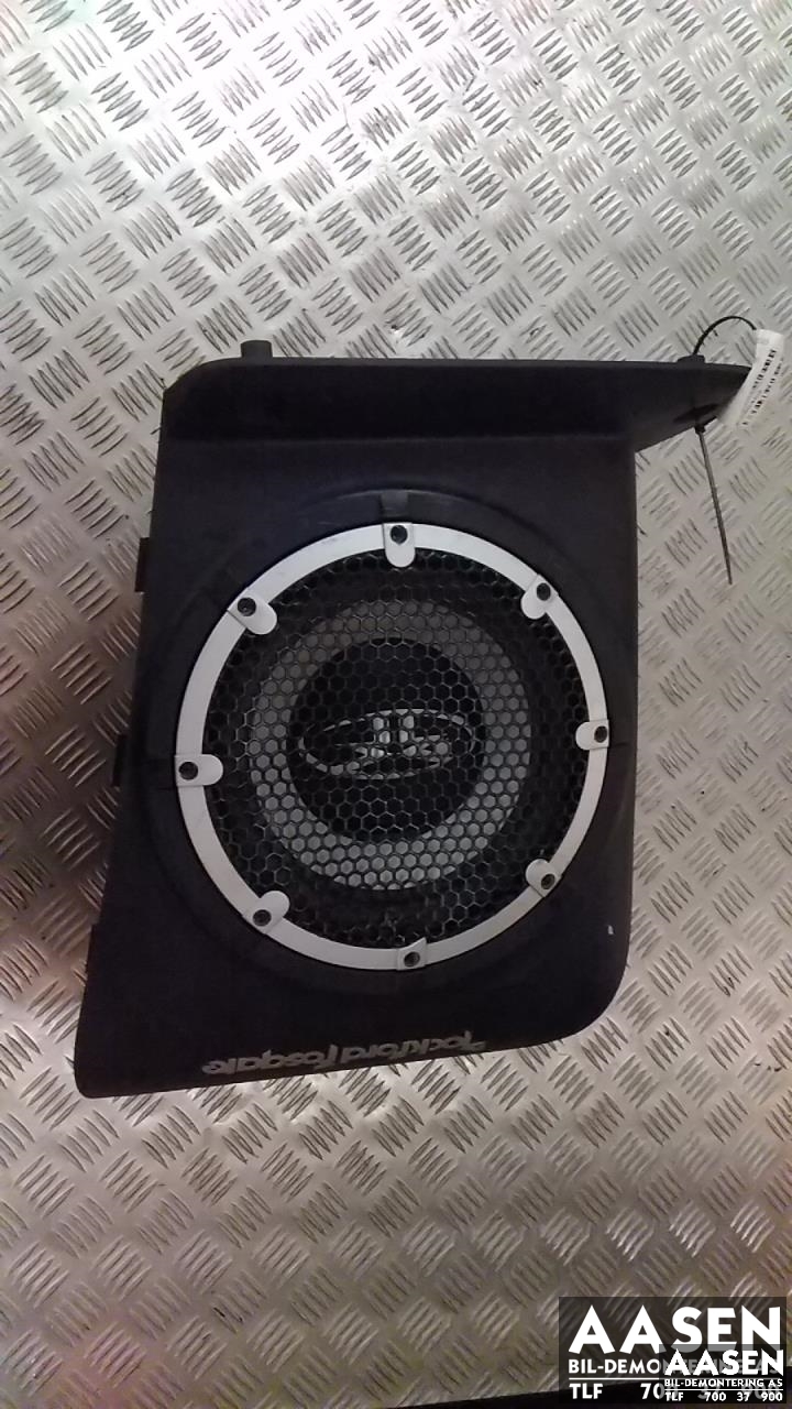 Bilstereo sub-woofer til Mitsubishi Outlander, 2007-2010 (Type II, Fase 1)  (8720A012)