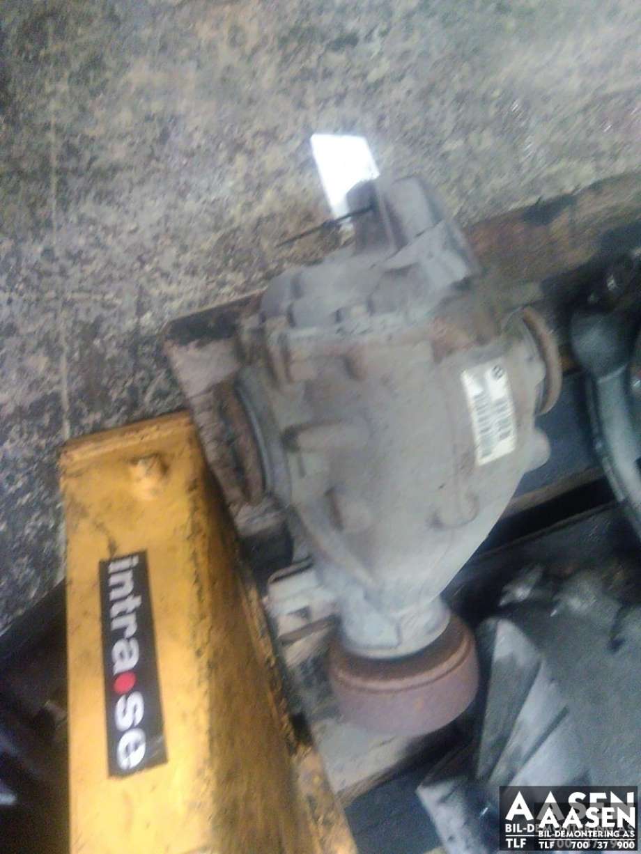 Kardang klokke bak til BMW X3 2007-2010 (Fase 2) (E83) (E83) (33 10 7 575 382|)