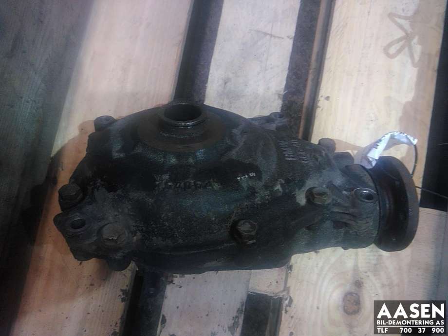 Kardang klokke foran til BMW X3 2007-2010 (Fase 2) (E83) (E83) (31 50 7 500 793|)