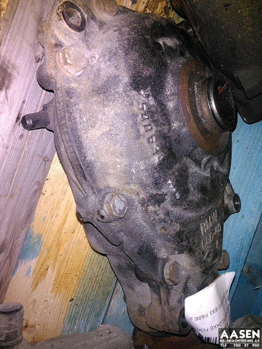 Kardang klokke foran til BMW X3 2007-2010 (Fase 2) (E83) (E83) (31 50 7 500 793|)