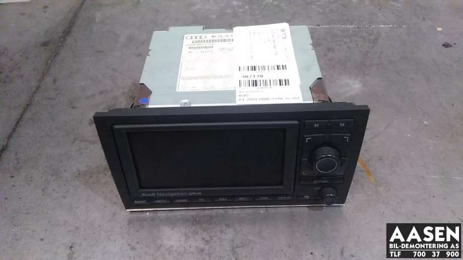 Bilstereo til Audi A4 2004-2008 (Type III) (B7) (B7) (AISIN|8E0 035 192 T|)