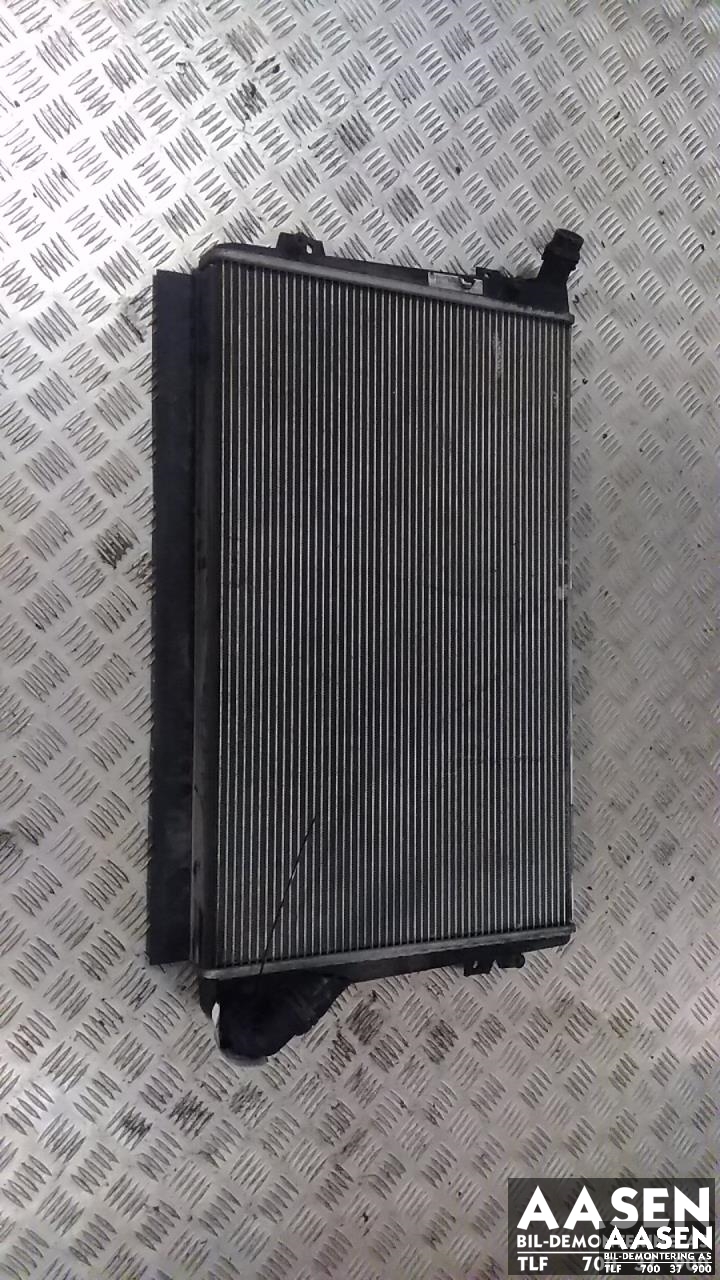 Radiator (automat gir) til Audi A3, 2009-2012 (Type II, Fase 2)  (1K0 121 251 AK)