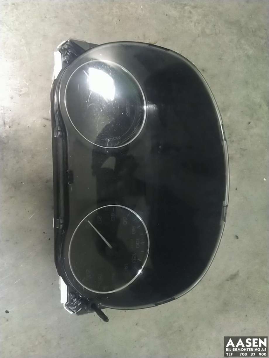 Instrumentpanel til Mitsubishi Outlander, 2015-->> (Type III, Fase 2)  (8100C543)