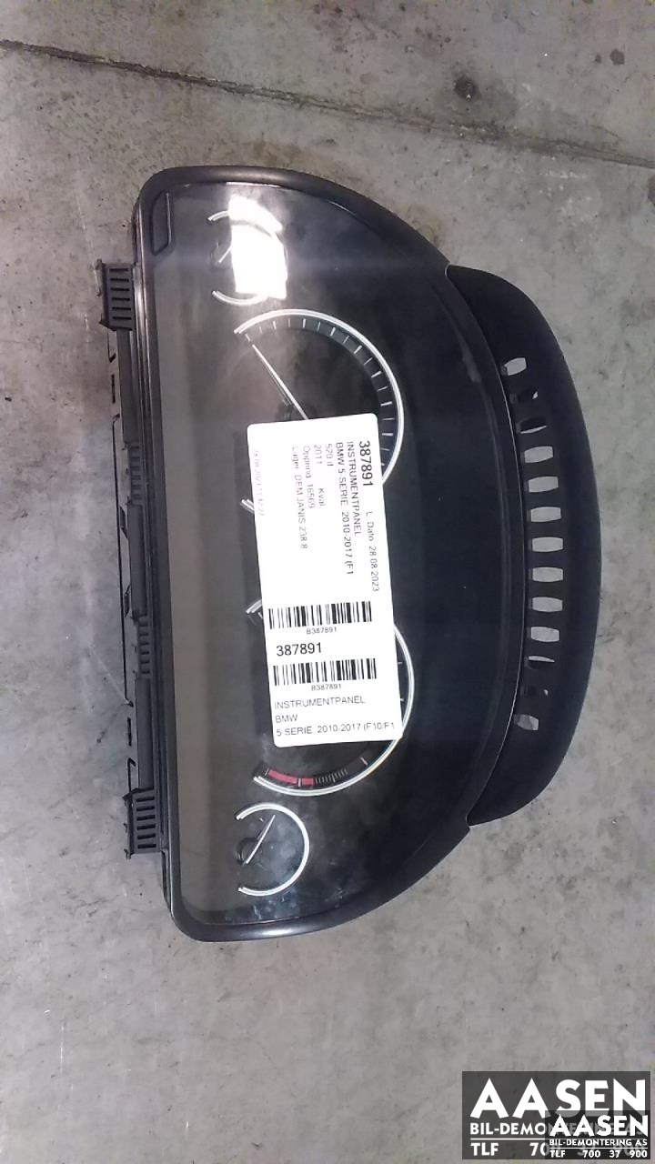 Instrumentpanel til BMW 5-Serie 2010-2017 (F10/F11) (F10/F11) (62 10 8 795 128|)