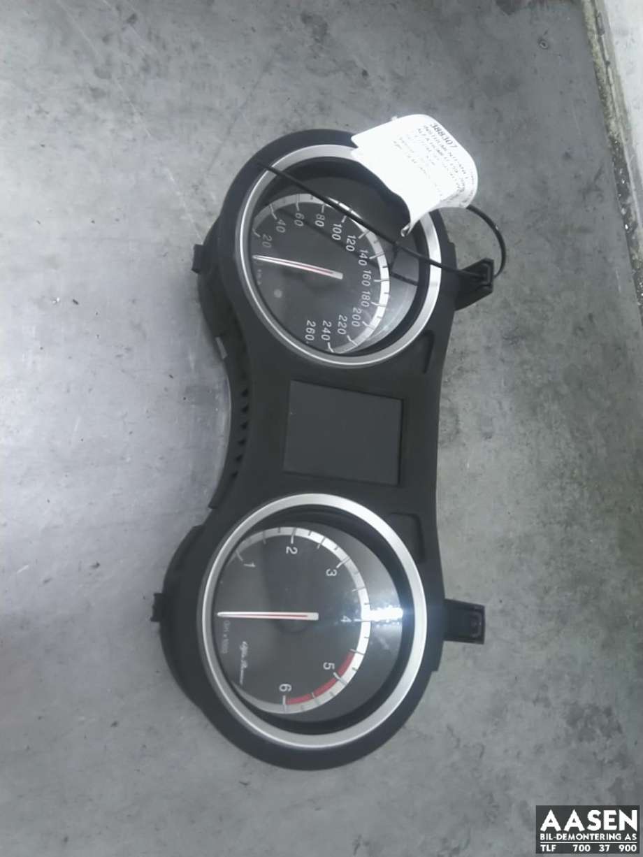 Instrumentpanel til Alfa Romeo 159 2005-2011