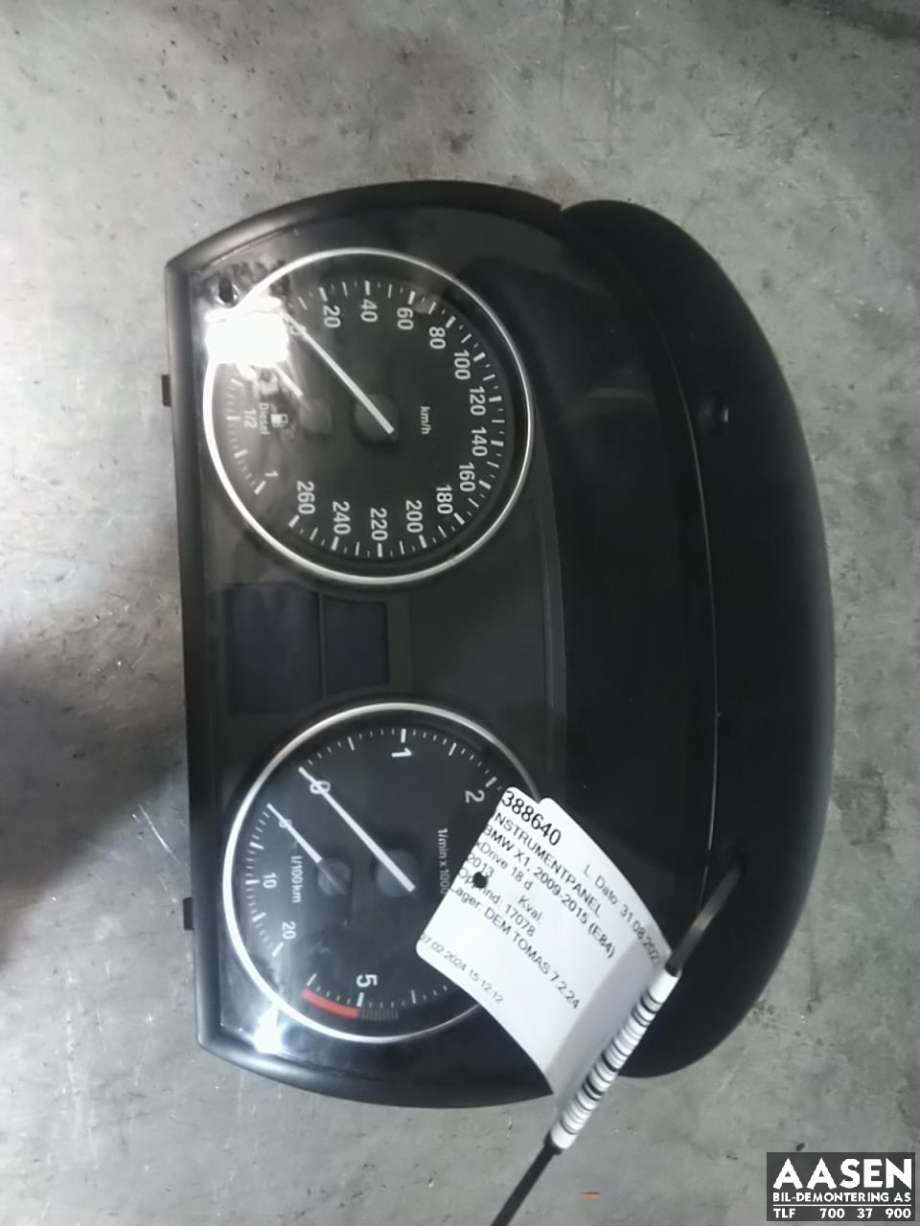 Instrumentpanel til BMW X1 2009-2015 (E84) (E84) (62 10 9 316 152|)