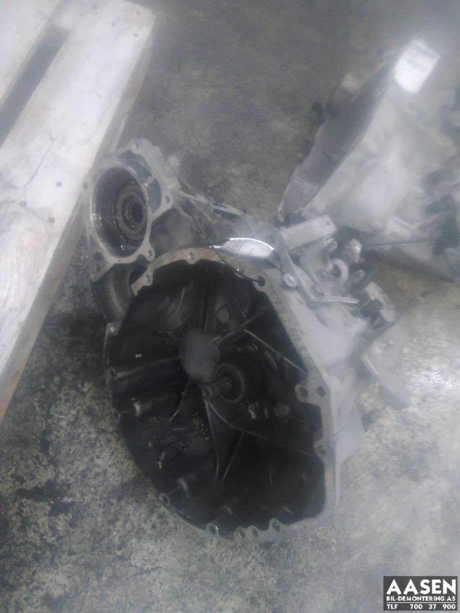 Girkasse 4WD hovedkasse til Nissan Qashqai 2007-2010 (Type I, Fase 1) (32010JG75E|)