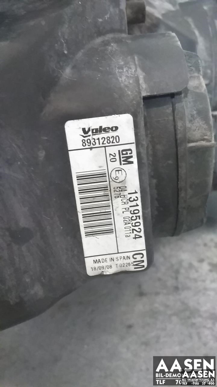 Frontlykt høyre halogen til Opel Combo C 2002-2011 (VALEO|13195924|89312820|)