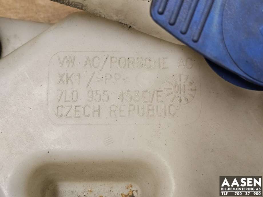 Spylertank foran til VW Touareg 2003-2007 (Type I, Fase 1)  (7L0 955 453 G|)