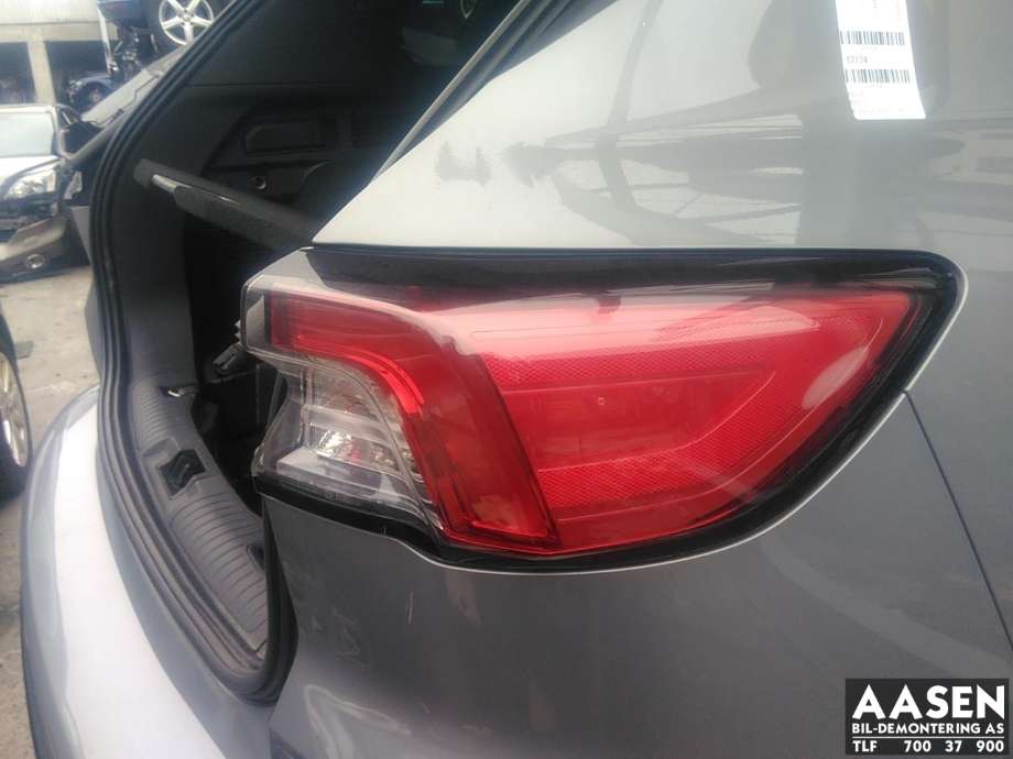 Baklykt høyre ytre til Ford Kuga 2019-->> (Type III)  (2696784|)