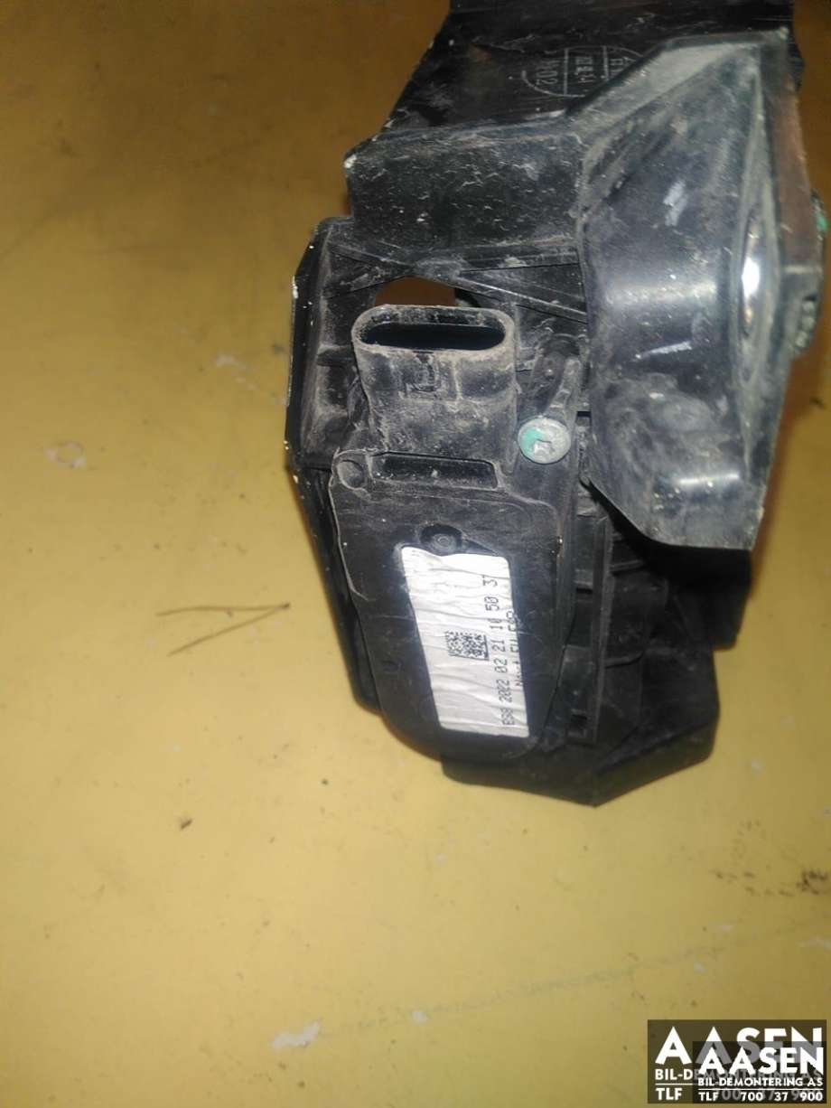 Frontplate nedre til NIO ES8 2021-->>