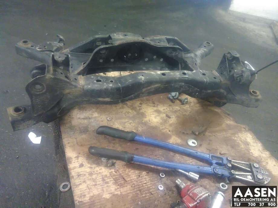 Travers bak til Toyota Prius 2016-2023 (Type IV) (combi) (combi) (5120647023|5120647025|)
