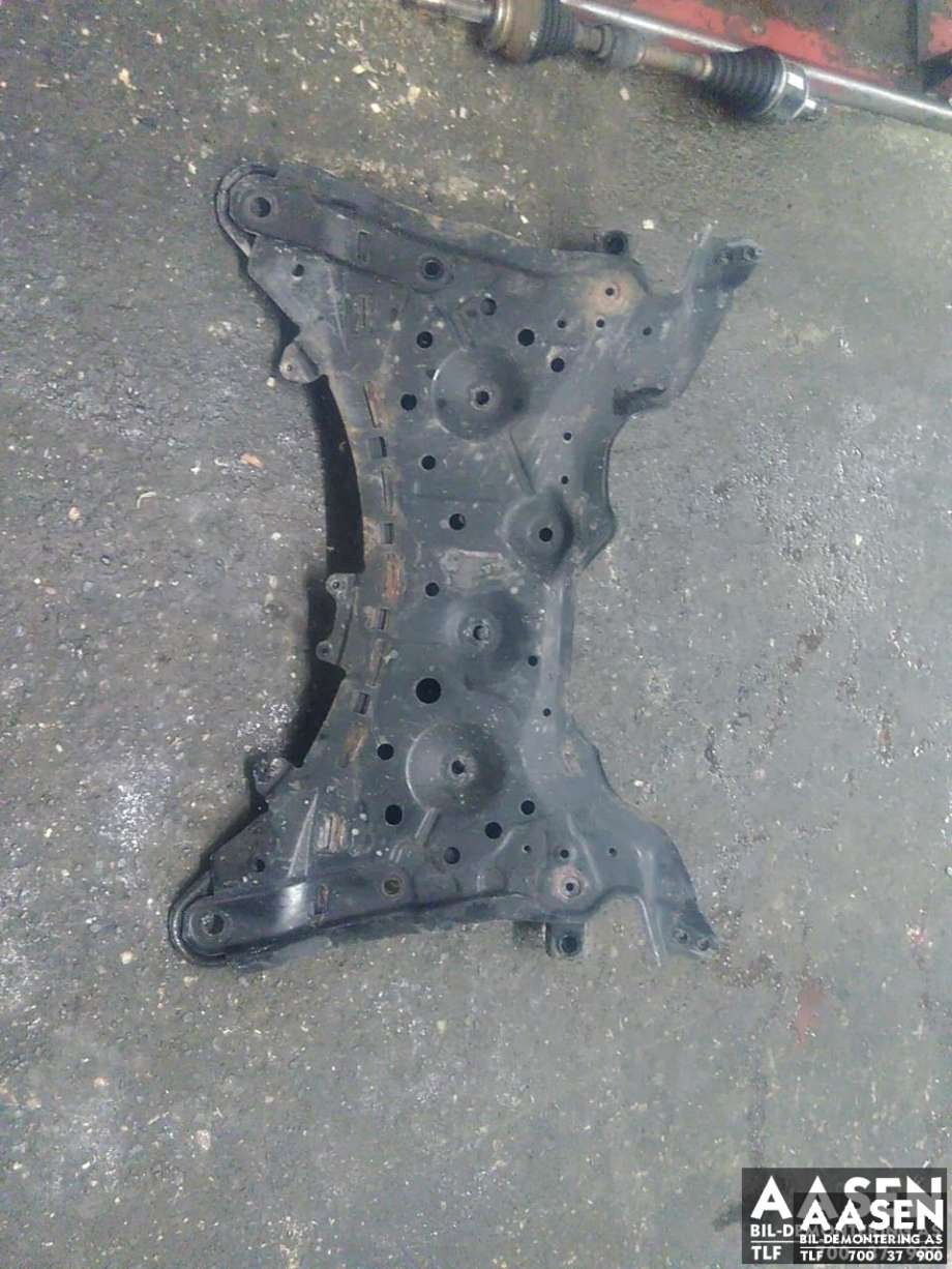 Travers foran hoved til Toyota Prius 2016-2023 (Type IV) (combi) (combi) (5120147072|)