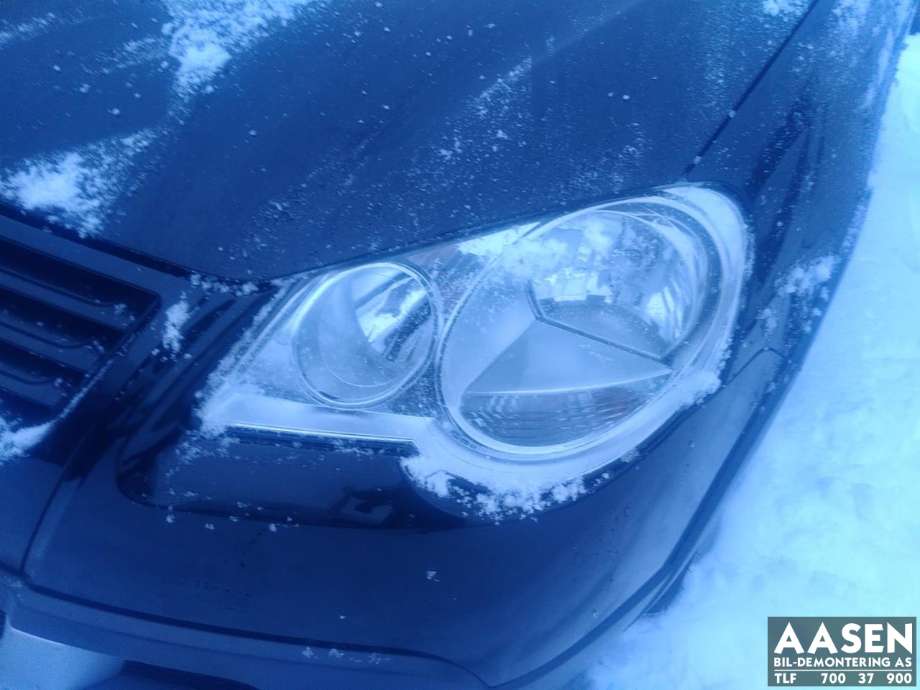 Frontlykt venstre halogen til VW Polo, 2005-2009 (Type IV, Fase 2)  (6Q1 941 007 AR)