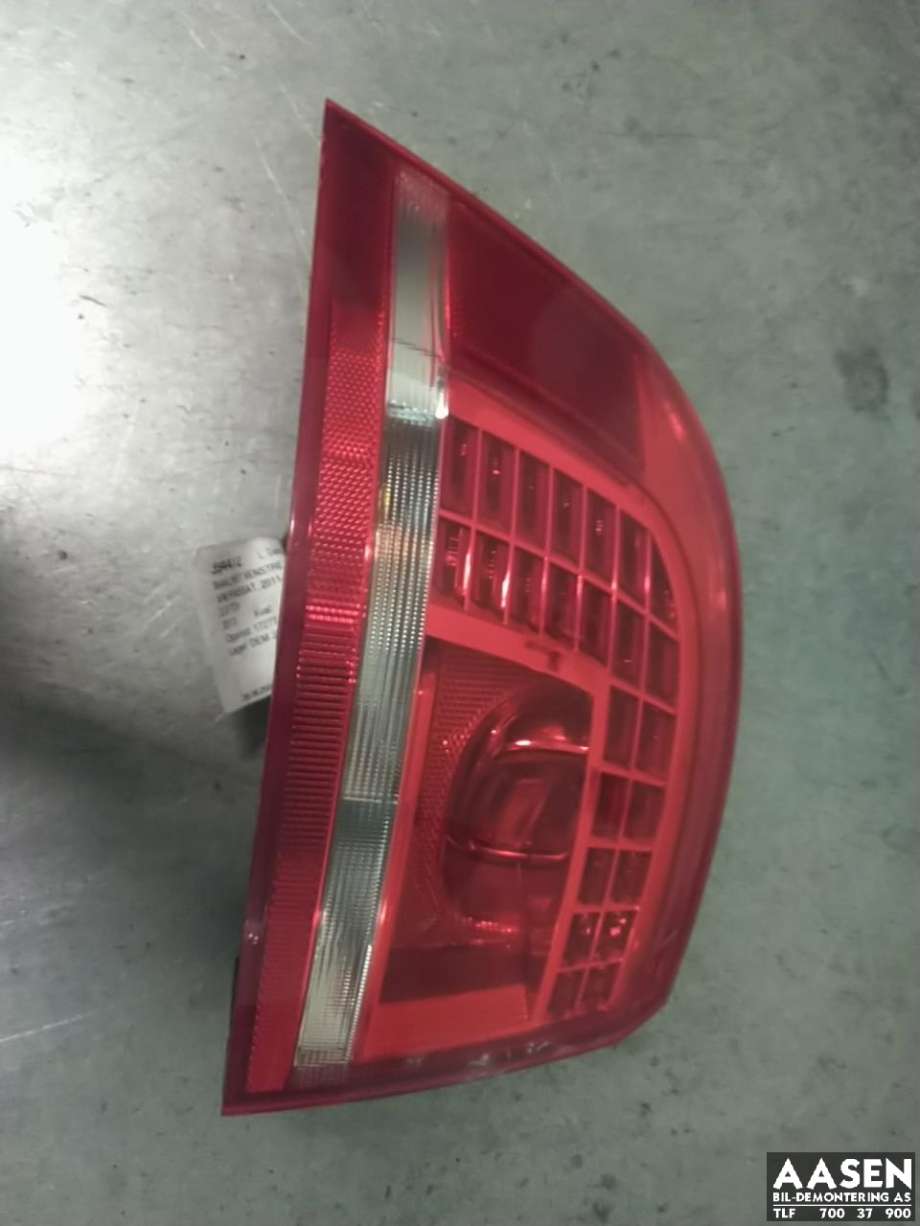 Baklykt venstre ytre til VW Passat 2011-2015 (B7) (B7) (3AF 945 207 B|)