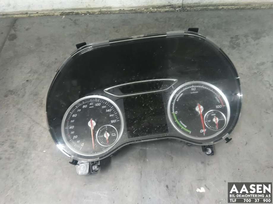 Instrumentpanel til Mercedes B-Klasse, electric drive 2014-2018 (W242) (W242)