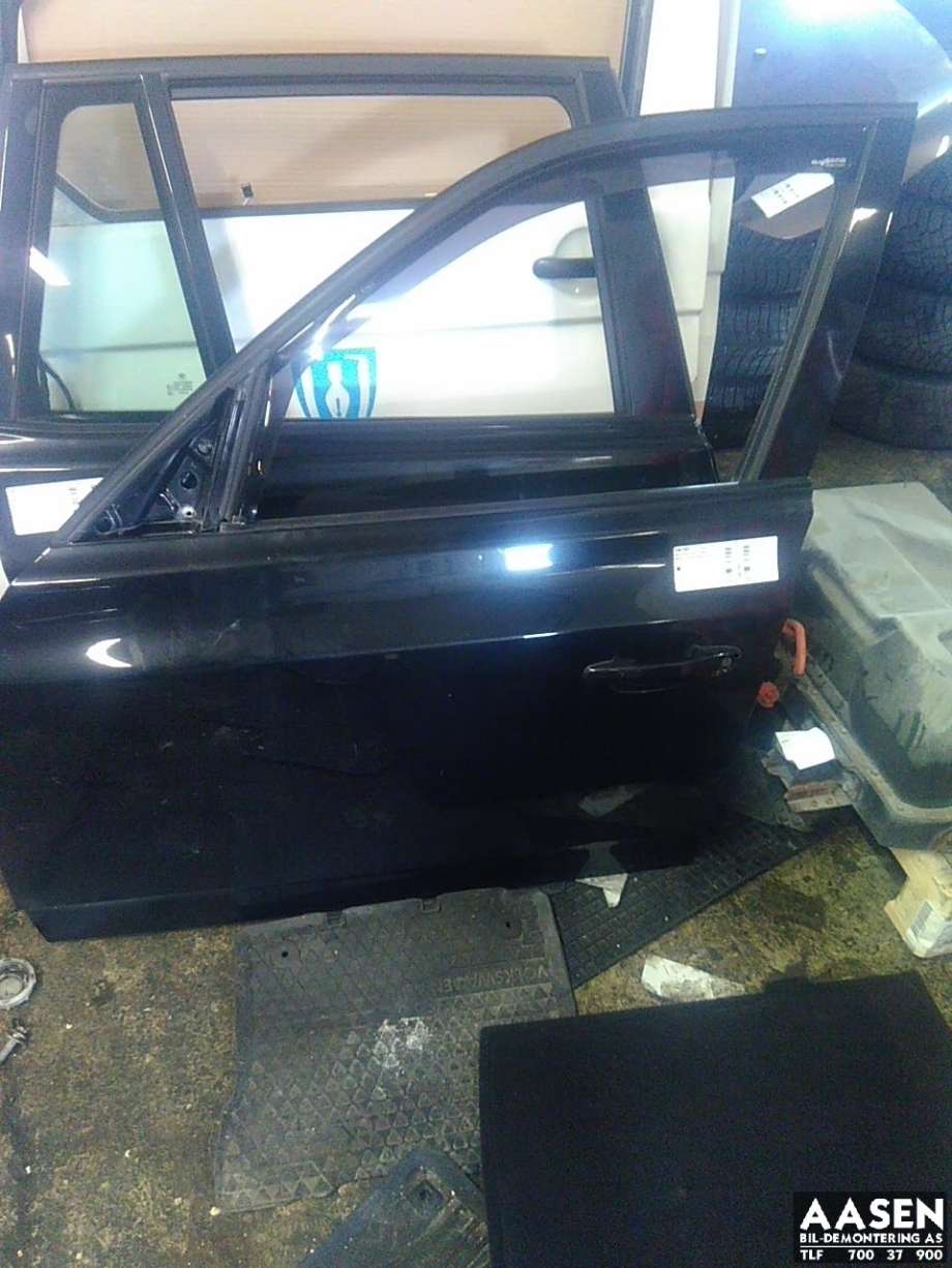 Dør venstre foran til BMW X3 2003-2006 (Fase 1) (E83) (E83) (41 00 3 451 015|)