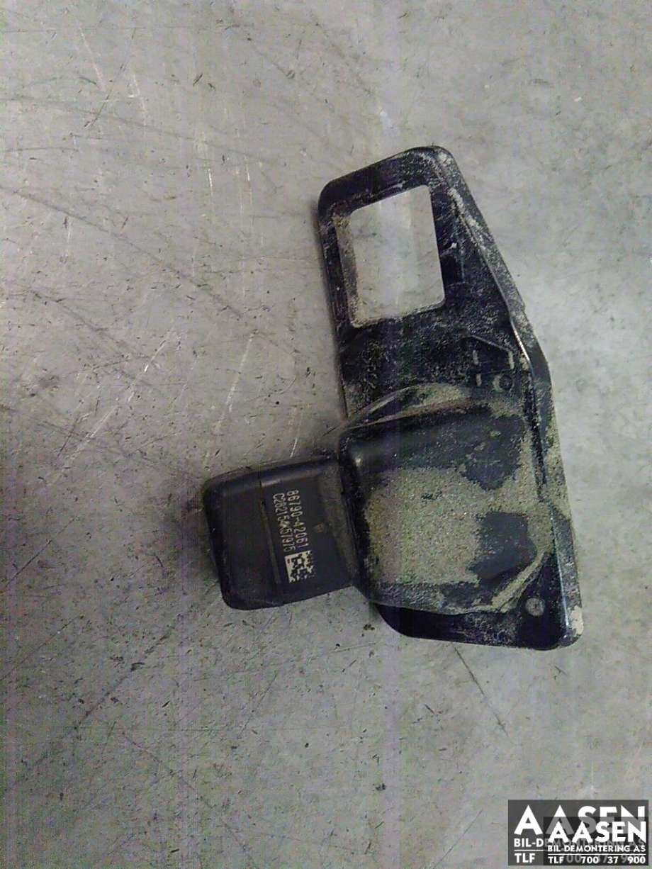 Parkeringskamera bak til Toyota RAV4, 2013-2015 (Type IV, Fase 1)  (86790-42061)
