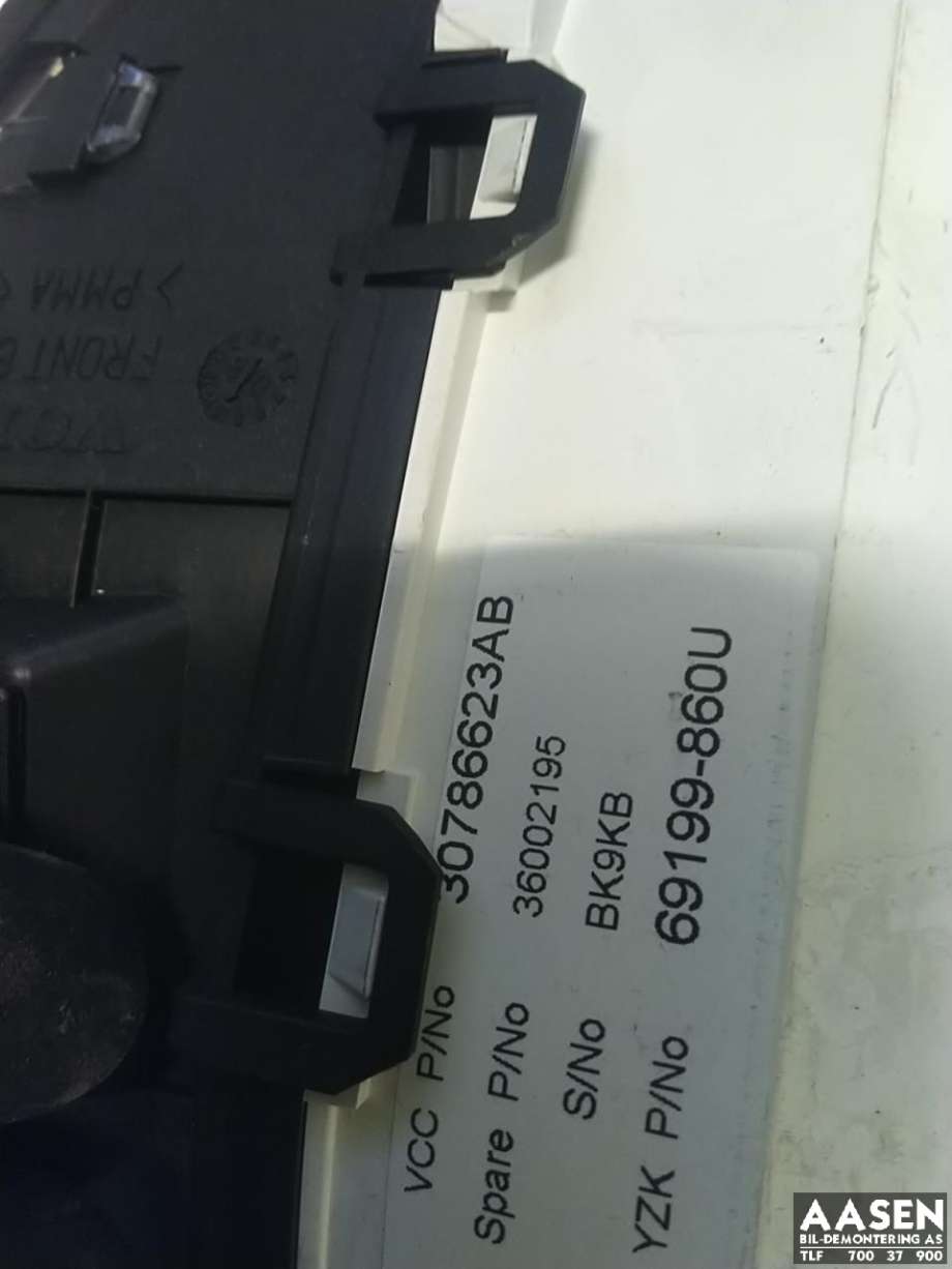 Instrumentpanel til Volvo V70 2007-2013 (Type III, Fase 1)  (30786623AB|)